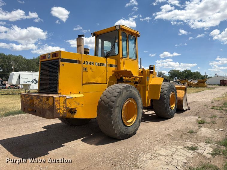image for item FM7602 1991 John Deere 644E wheel loader