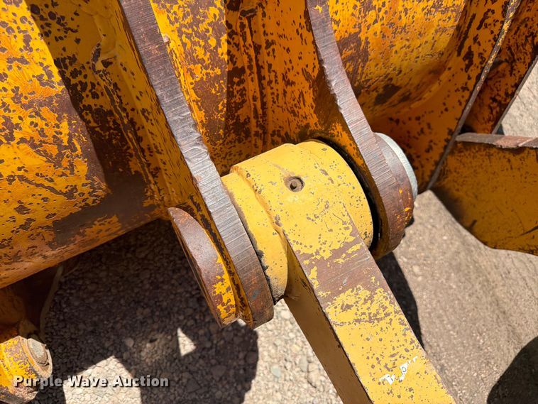 image for item FM7602 1991 John Deere 644E wheel loader