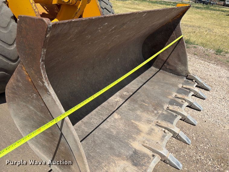 image for item FM7602 1991 John Deere 644E wheel loader