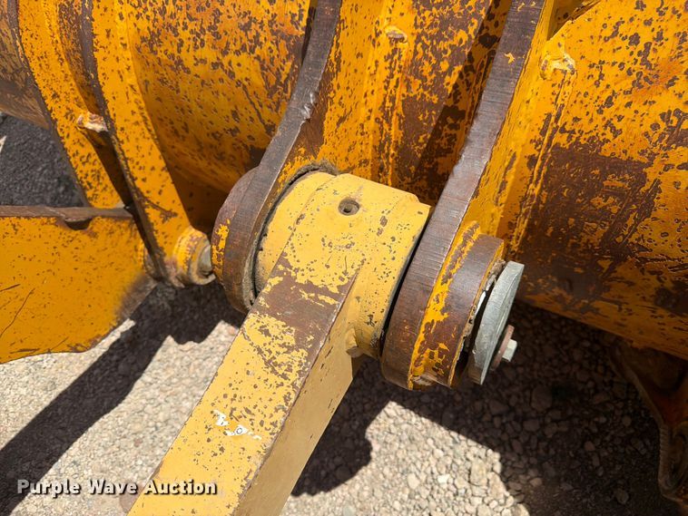 image for item FM7602 1991 John Deere 644E wheel loader