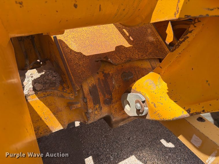 image for item FM7602 1991 John Deere 644E wheel loader