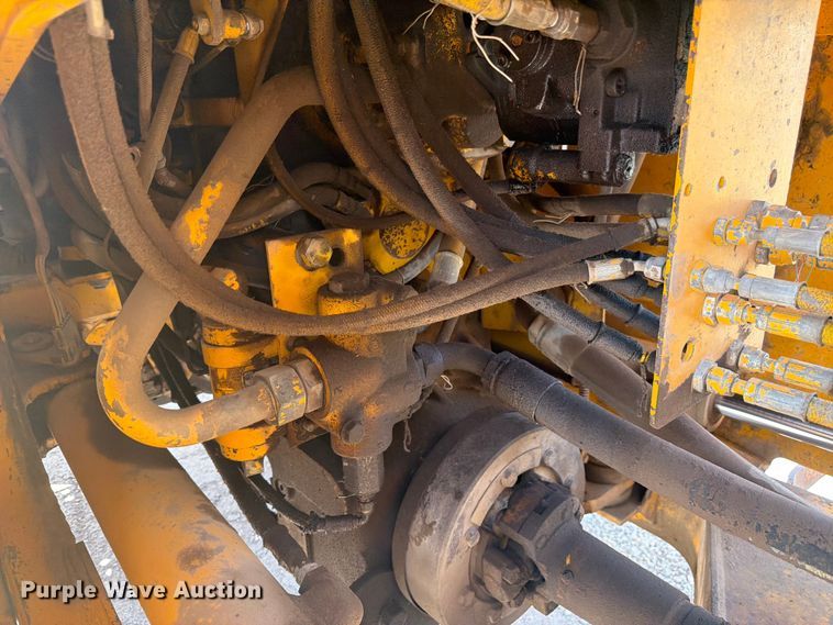image for item FM7602 1991 John Deere 644E wheel loader