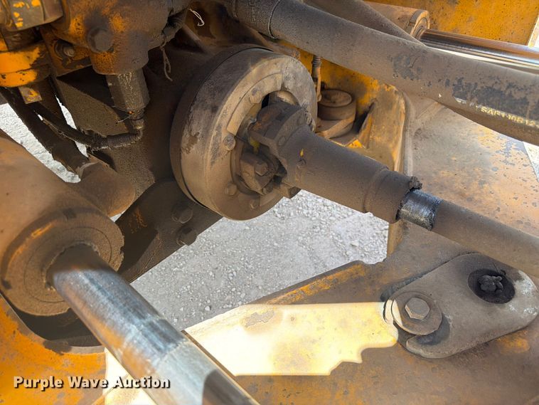 image for item FM7602 1991 John Deere 644E wheel loader