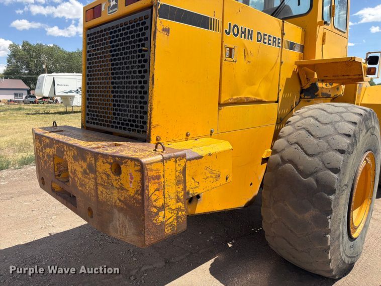 image for item FM7602 1991 John Deere 644E wheel loader