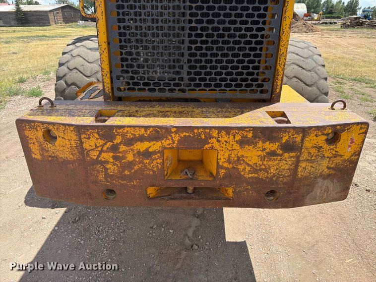 image for item FM7602 1991 John Deere 644E wheel loader