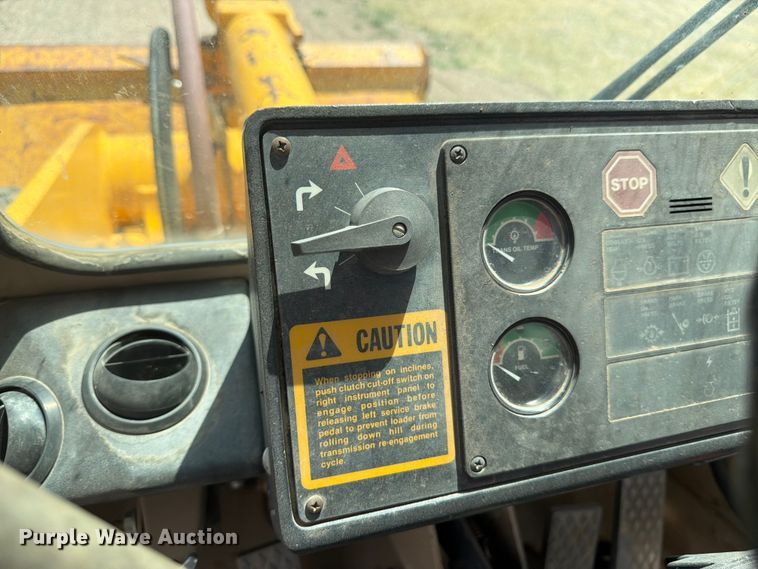 image for item FM7602 1991 John Deere 644E wheel loader