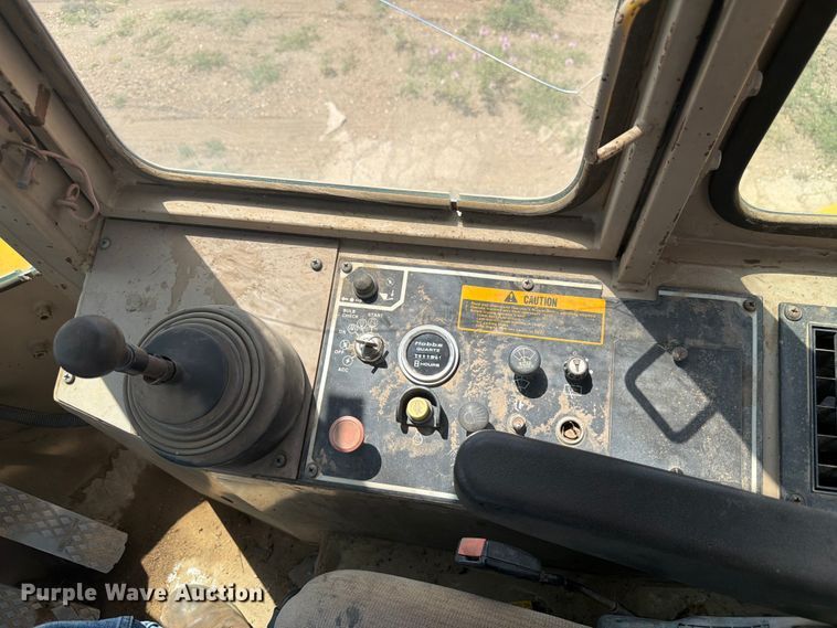 image for item FM7602 1991 John Deere 644E wheel loader