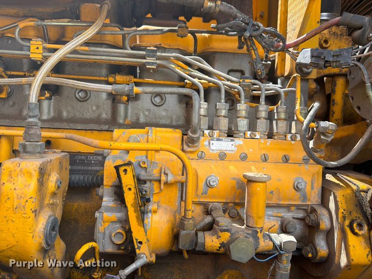 image for item FM7602 1991 John Deere 644E wheel loader