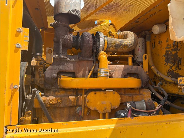 image for item FM7602 1991 John Deere 644E wheel loader