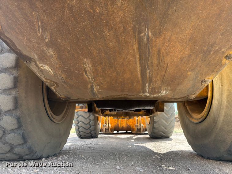 image for item FM7602 1991 John Deere 644E wheel loader