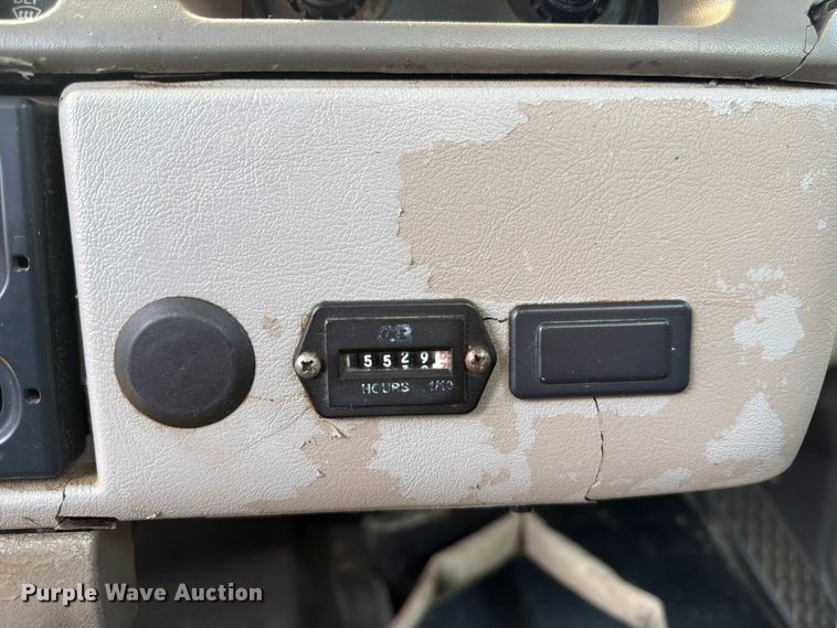 image for item FN2018 2005 Sterling L8500 water truck