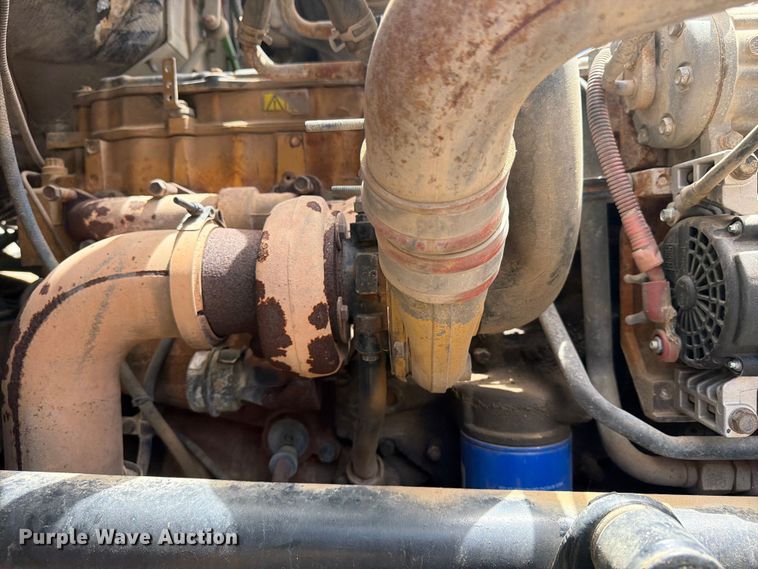 image for item FN2018 2005 Sterling L8500 water truck