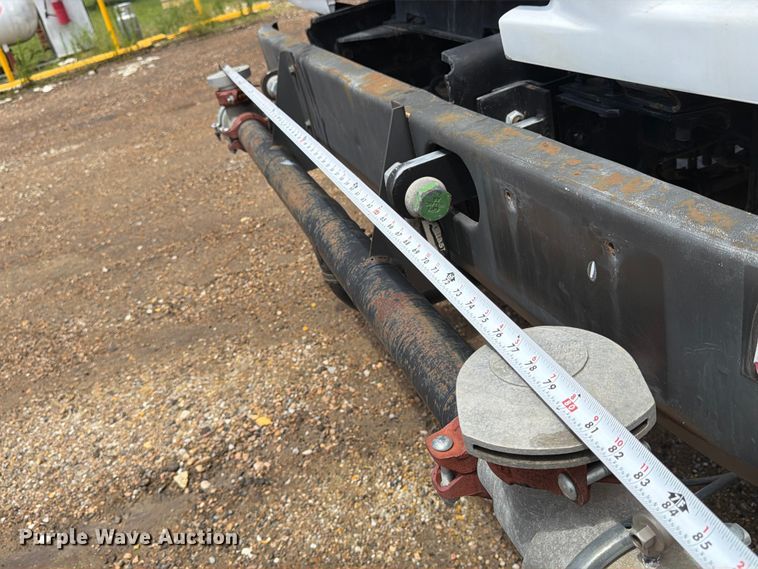 image for item FN2018 2005 Sterling L8500 water truck