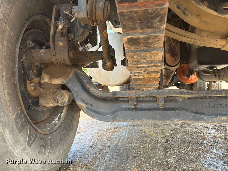 image for item FN2018 2005 Sterling L8500 water truck