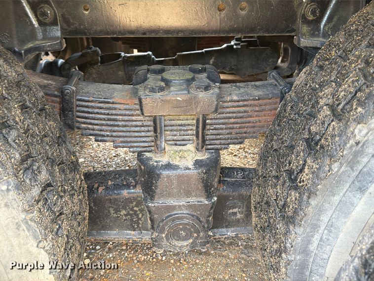image for item FN2018 2005 Sterling L8500 water truck