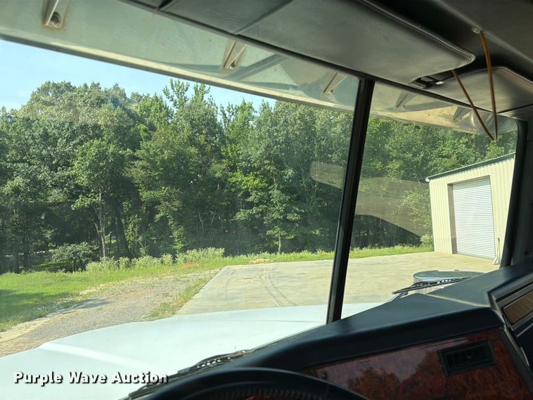 image for item FN2020 2007 Western Star 4900 semi truck