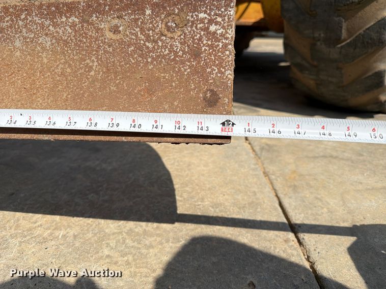 image for item FN2021 1975 Caterpillar 12G motor grader