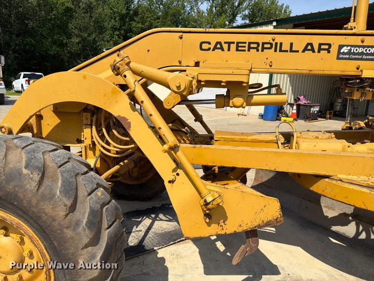 image for item FN2021 1975 Caterpillar 12G motor grader