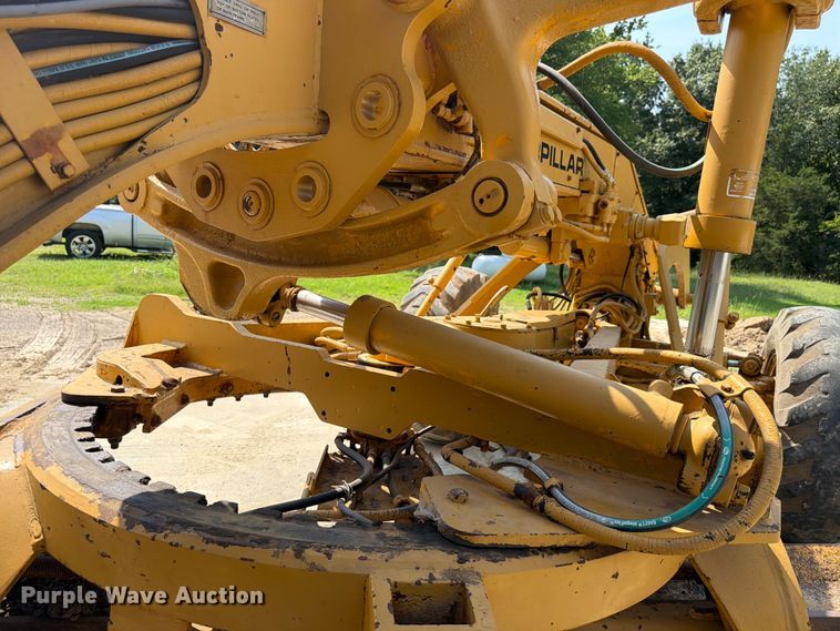 image for item FN2021 1975 Caterpillar 12G motor grader