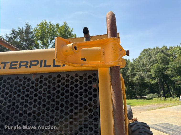 image for item FN2021 1975 Caterpillar 12G motor grader