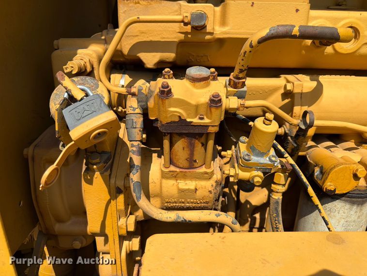 image for item FN2021 1975 Caterpillar 12G motor grader
