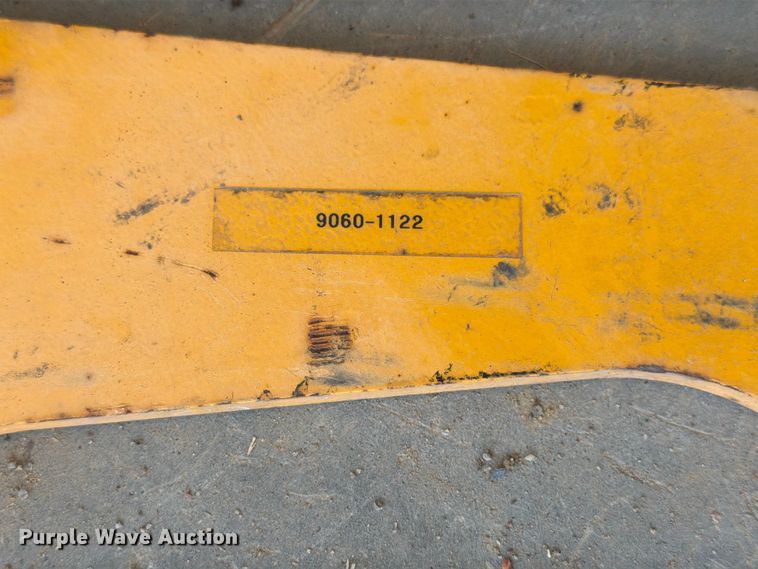 image for item FN2021 1975 Caterpillar 12G motor grader