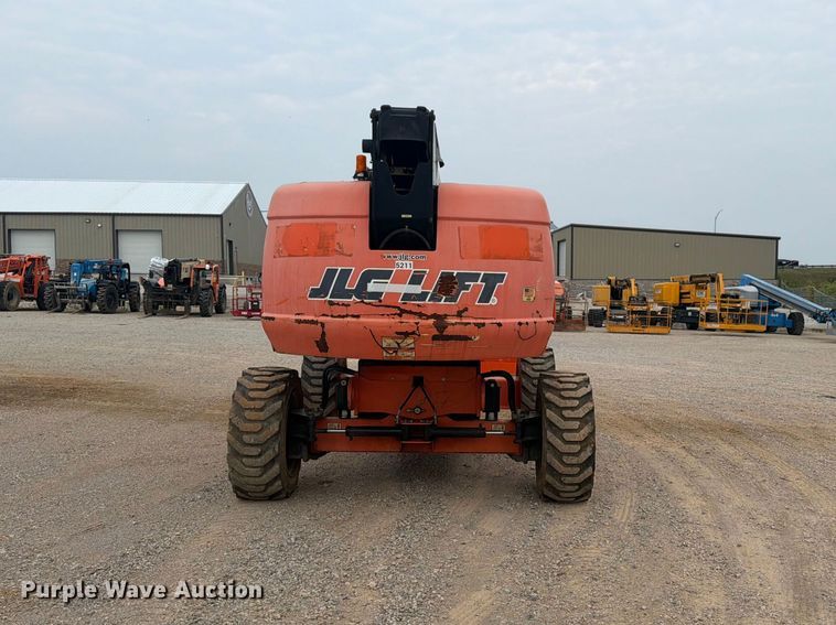 image for item FN2022 2013 JLG 660SJ boom lift
