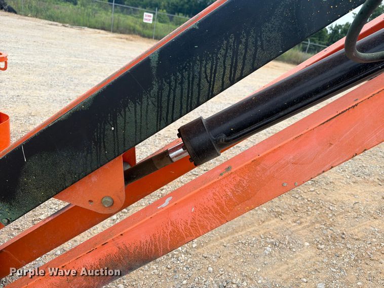 image for item FN2022 2013 JLG 660SJ boom lift