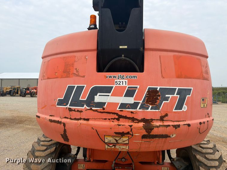 image for item FN2022 2013 JLG 660SJ boom lift