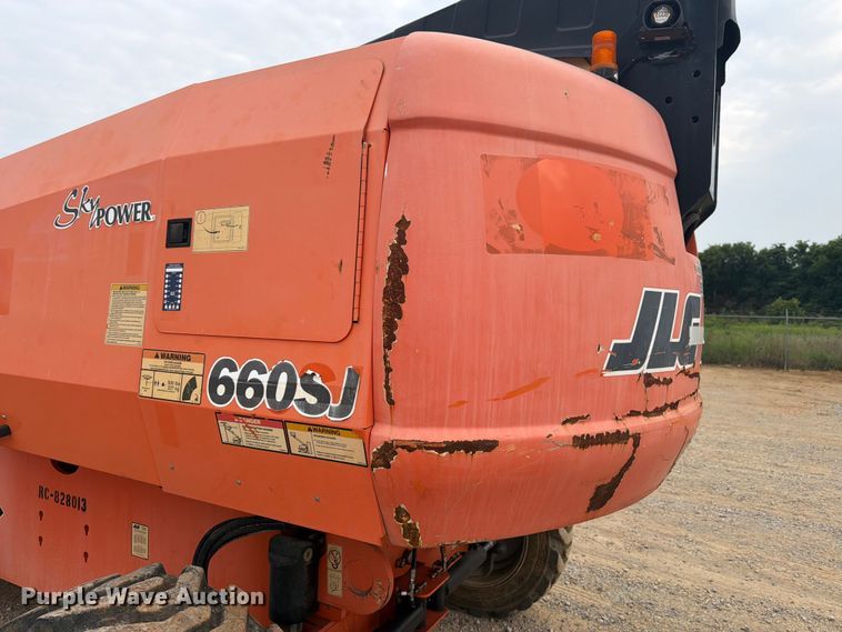image for item FN2022 2013 JLG 660SJ boom lift