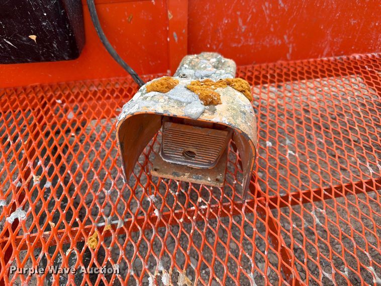 image for item FN2022 2013 JLG 660SJ boom lift