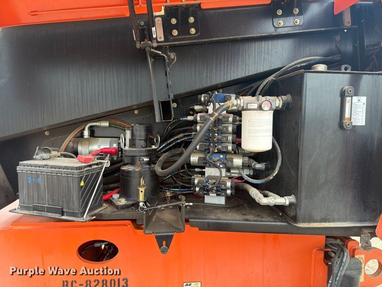 image for item FN2022 2013 JLG 660SJ boom lift
