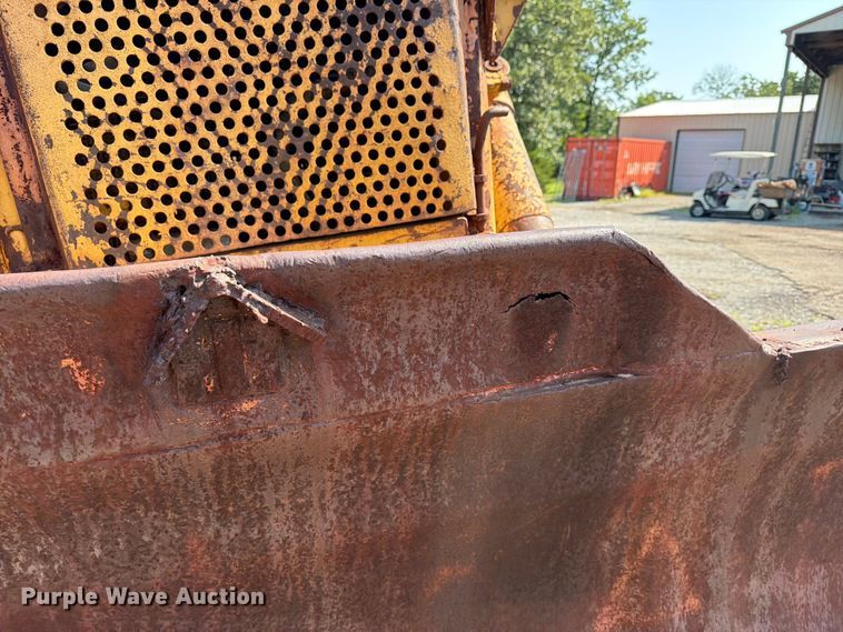 image for item FN2519 International TD20 dozer