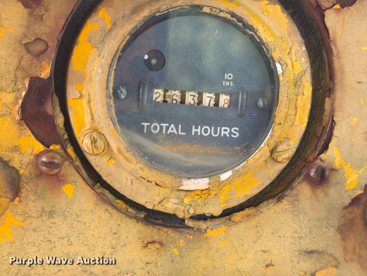 image for item FN2519 International TD20 dozer