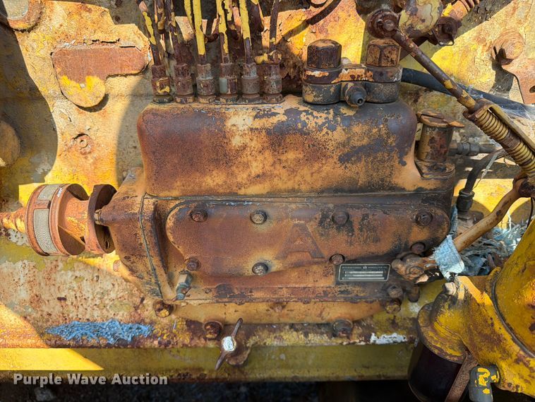 image for item FN2519 International TD20 dozer