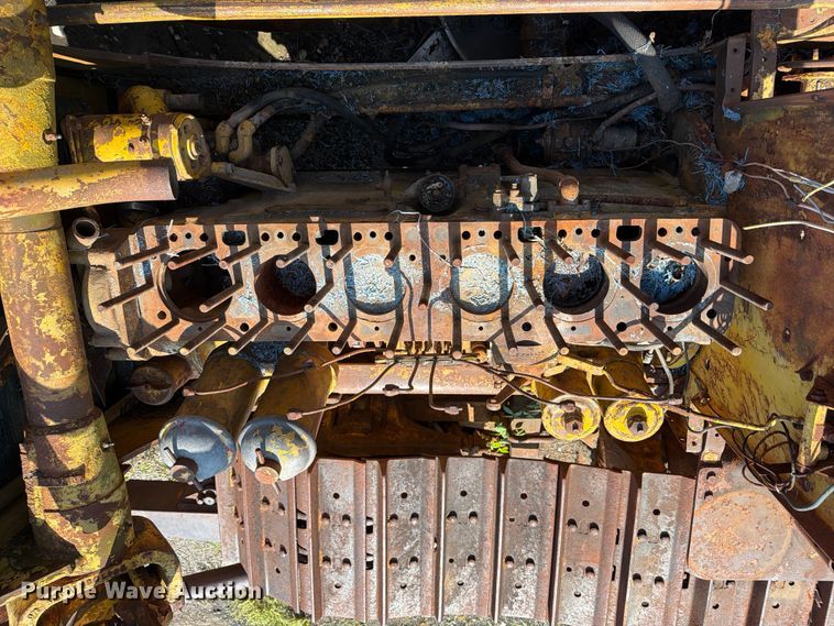 image for item FN2519 International TD20 dozer