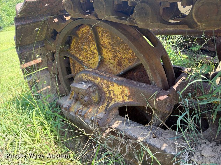 image for item FN2519 International TD20 dozer