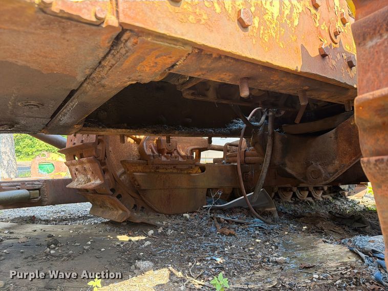 image for item FN2519 International TD20 dozer