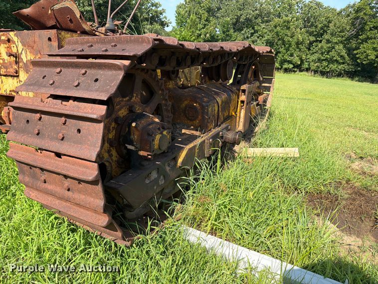 image for item FN2519 International TD20 dozer