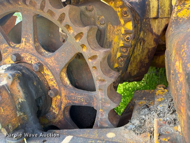 image for item FN2519 International TD20 dozer