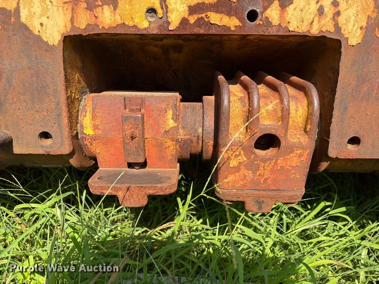 image for item FN2519 International TD20 dozer