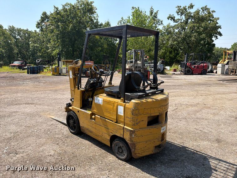 image for item FN2520 FG020 forklift