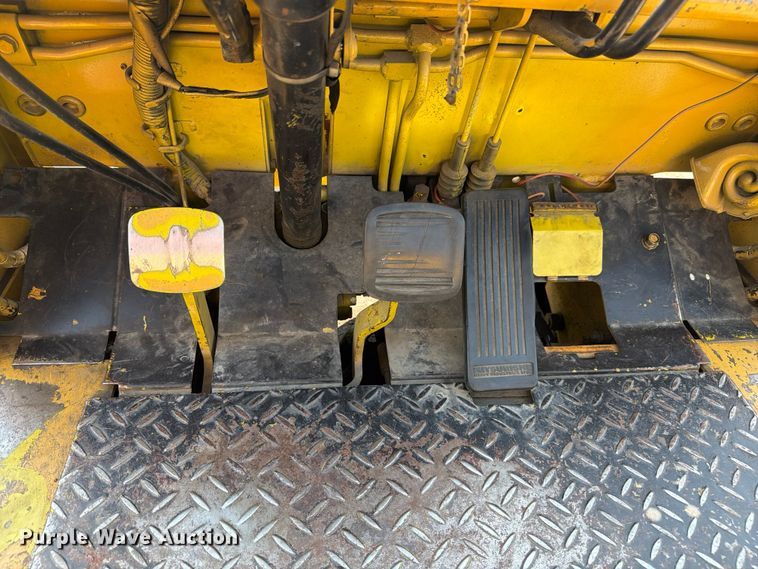 image for item FN2520 FG020 forklift