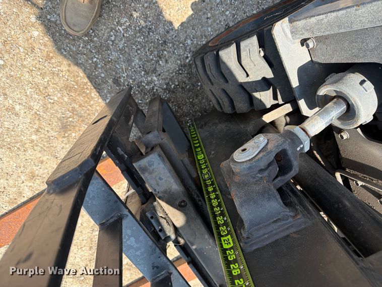 image for item FN2520 FG020 forklift