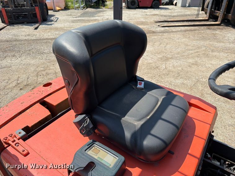 image for item FN2520 FG020 forklift