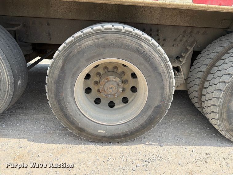 image for item FN2521 2009 Autocar WX refuse truck