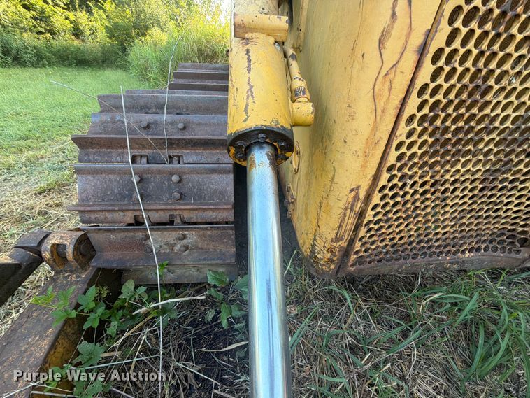 image for item FN2523 International TD15C dozer