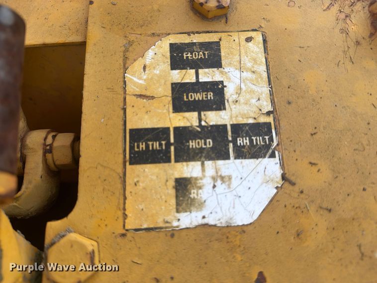 image for item FN2523 International TD15C dozer