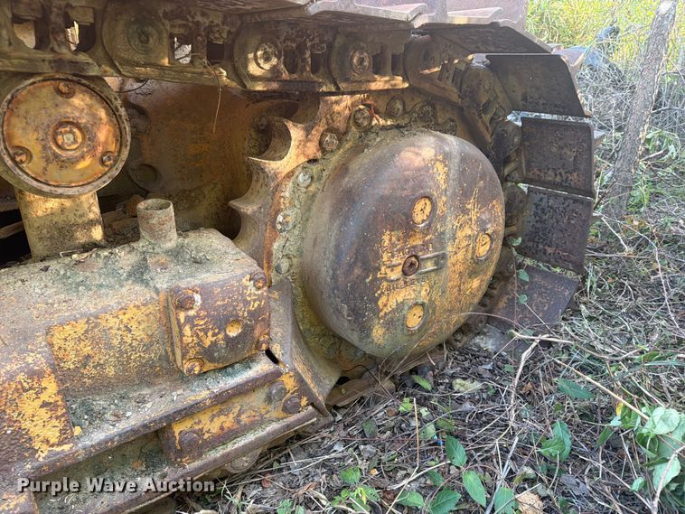 image for item FN2523 International TD15C dozer