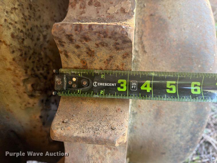 image for item FN2523 International TD15C dozer